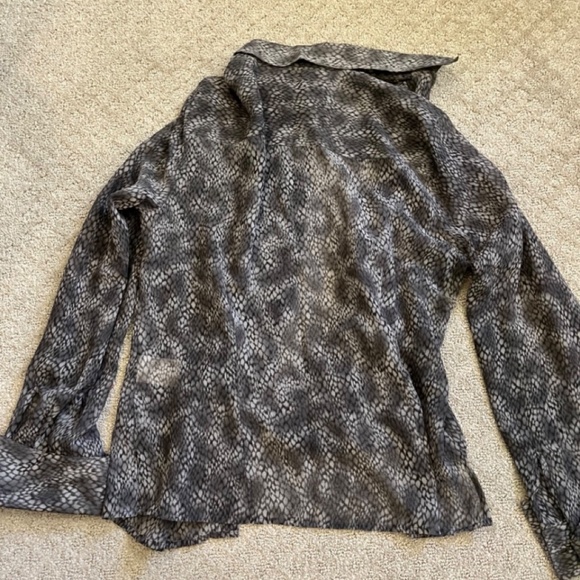 Sheer Grey and White Blouse - Picture 2 of 2